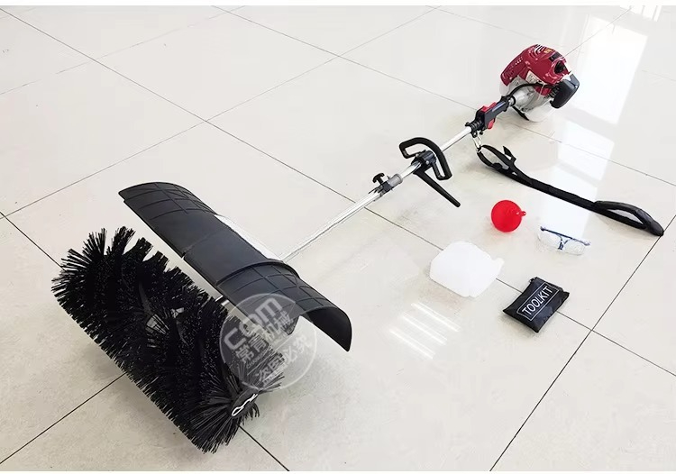 Benzin-Kehrmaschine 52CC 2/4-T – Outdoor Power Broom Bewertung und Preis